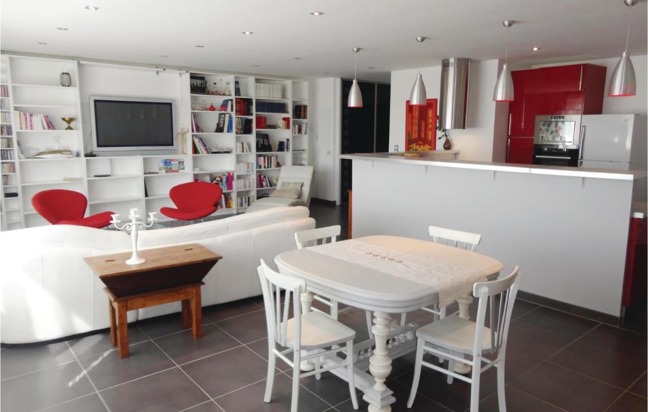 Awesome Apartment In Sauvian With Wifi Εξωτερικό φωτογραφία